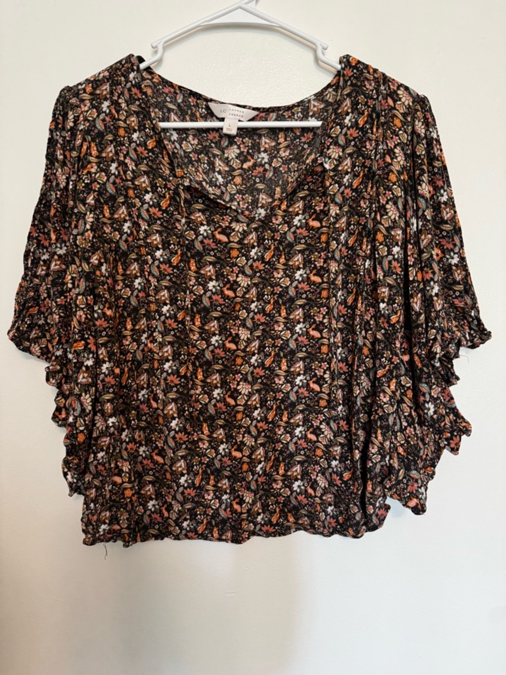 LC Lauren Conrad Black Floral Flutter-Sleeve Blouse with Rust and Cream Accents